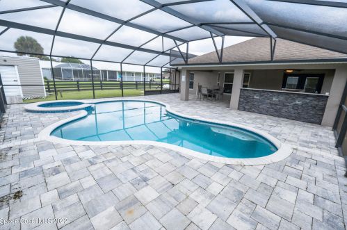 4969 Hamlin Cir, Mims FL  32754-5777 exterior