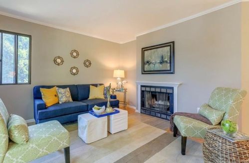 575 Pilgrim Hbr, Wallingford, CT 06492-5444