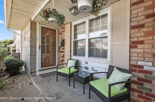 83 Kingsley Way, East Freehold, NJ 07728-1670