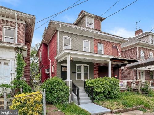 220 Cuyler Ave, Trenton, NJ 08629-1806