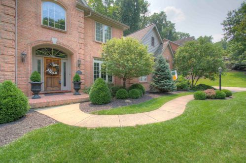 3451 Reeves Dr, Covington, KY 41017-9436