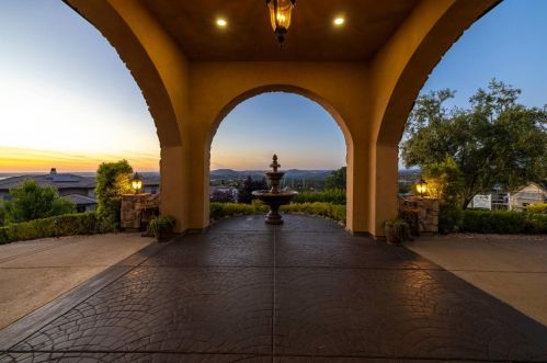 2940 Capetanios Dr, Folsom CA  95762-4601 exterior