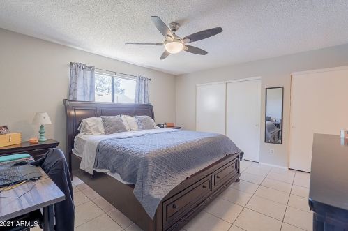 6319 Turquoise Ave, Glendale AZ 85302-1037 exterior