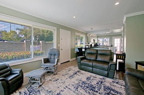 2000 Figwood Ln, Anaheim CA  92806-4605 exterior