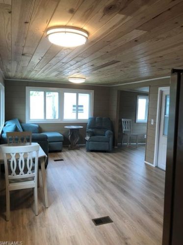 5157 Sandpiper Dr, Saint James City FL  33956-2837 exterior