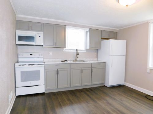 129 Murdock St, Canonsburg, PA 15317-1137