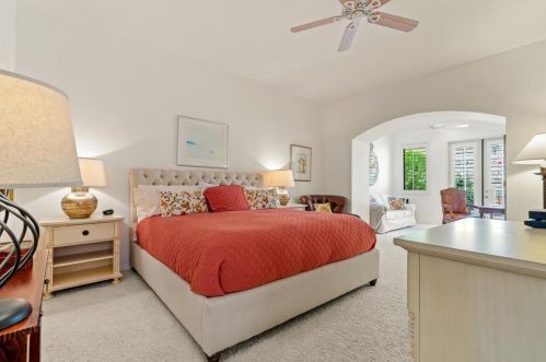 49205 Avenida Vista Bonita, La Quinta CA  92253-2534 exterior