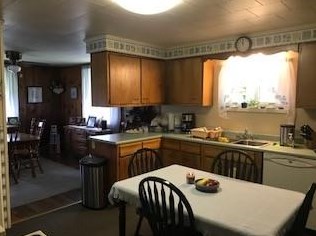 1215 Mount Jackson Rd, New Castle PA  16102-2919 exterior