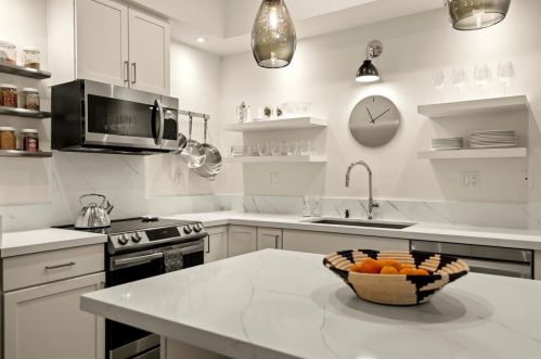 536 Manzana Pl, San Jose CA  95112-7812 exterior