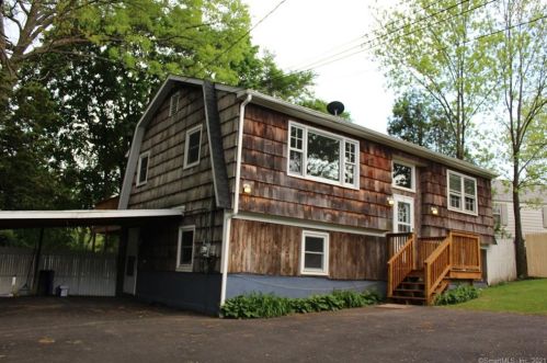 314 Huntington Tpke, Bridgeport, CT 06610-1427