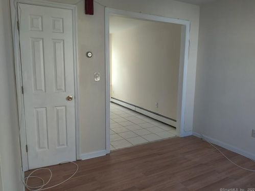 22 Orchard St, Stamford CT  06902-9206 exterior