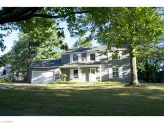 270 Hartford Dr, Hudson, OH 44236-2743
