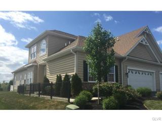 6915 Constitution Dr, Bethlehem, PA 18017-9473
