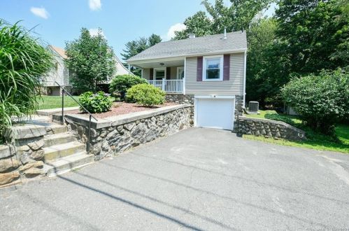 74 Midland Rd, Waterbury, CT 06705-3414