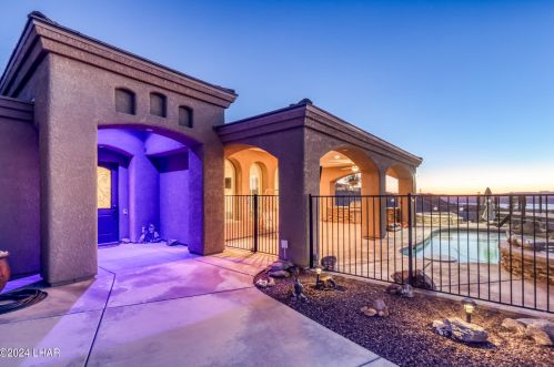 3560 Kicking Horse Dr, Lake Havasu City, AZ 86404-3411
