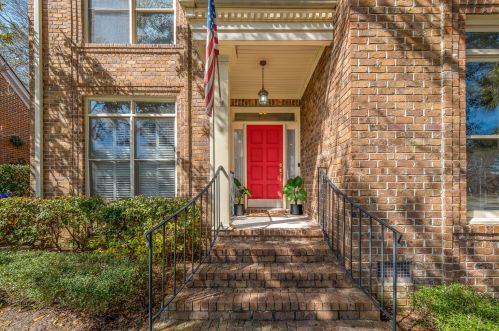 1328 Southlake Dr, Mount Pleasant SC  29464-7441 exterior