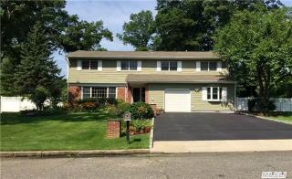 156 Woodbury Rd, Hauppauge, NY 11788-4753