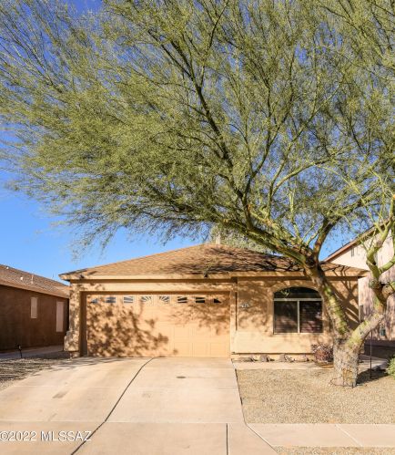 7862 Hidden Stone Ln, Tucson, AZ 85756-8475