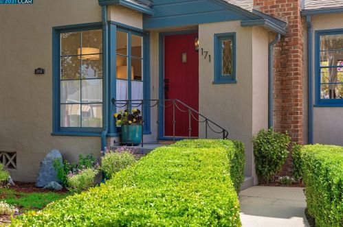 171 Farrelly Dr, San Leandro, CA 94577-1618