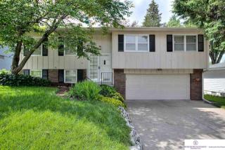 13915 Pine St, Omaha, NE 68144-1152