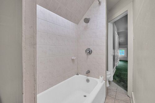 4283 Andover Ter, Pittsburgh PA  15213-1203 exterior