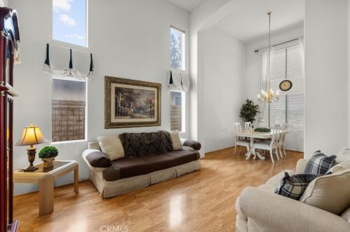 30508 Park Vista Dr, Santa Clarita CA  91384-3795 exterior