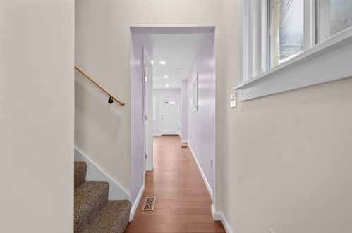 637 Bigelow St, Pittsburgh PA  15207-1205 exterior