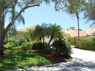 132 Napa Ridge Way, Naples FL  34119-4633 exterior