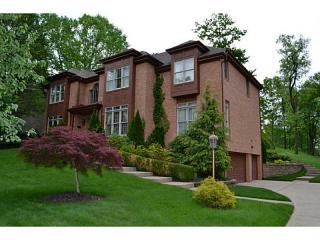 204 Laurel Oak Dr, Sewickley, PA 15143-9387