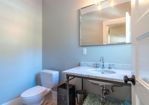 10555 Watsonville Rd, Gilroy CA  95020-9433 exterior