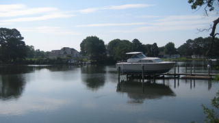 321 Sutton Ave, Reedville, VA 22539-4415
