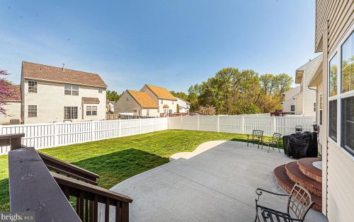 230 Beech Ln, Swedesboro NJ  08085-4034 exterior