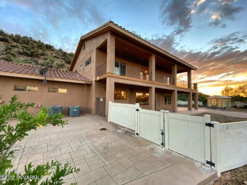 1920 Loy Rd, Cornville, AZ 86325-5111