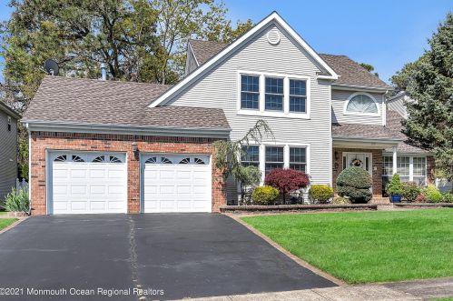 219 Lake Rd, Bricktown, NJ 08724-3453