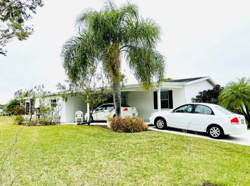 3025 Five Iron Dr, Fort Pierce, FL 34952-3100