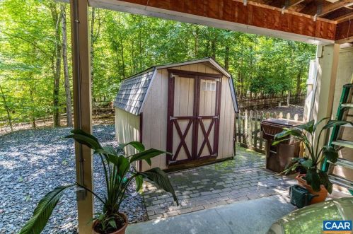 287 Jefferson Dr, Bybee VA 22963-3212 exterior