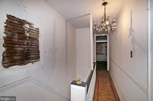 926 Broadway, Camden NJ  08103-2110 exterior