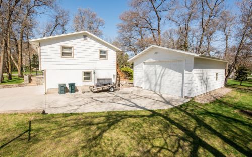 1801 Kari St, Alex MN  56308-8543 exterior