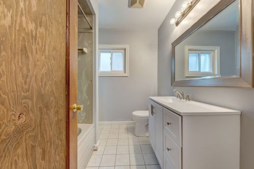 328 Moody Ave, New Castle PA  16105-2487 exterior