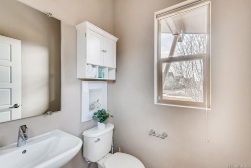 5046 Uinta St, Denver CO 80238-3294 exterior