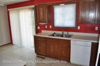 6716 Deer Trail Rd, Manhattan KS  66503-9768 exterior