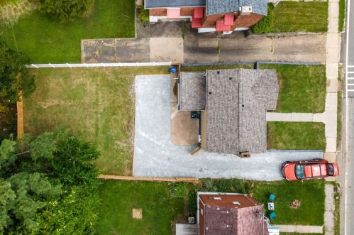 410 Maytide St, Pittsburgh PA  15227-1848 exterior