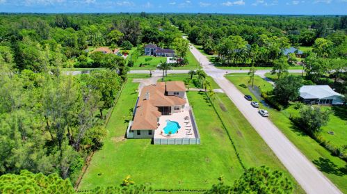 11538 Persimmon Blvd, West Palm Beach FL  33411-9021 exterior
