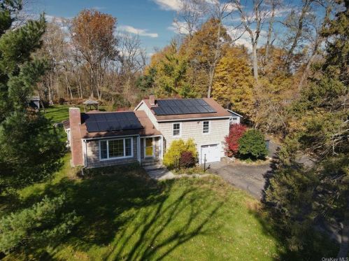 338 Angola Rd, Cornwall, NY 12518-1111