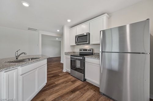 869 Arthur St, Ave Maria FL  34142-2784 exterior