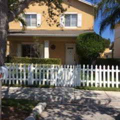 521 Branch St, Lake Worth, FL 33462-4520