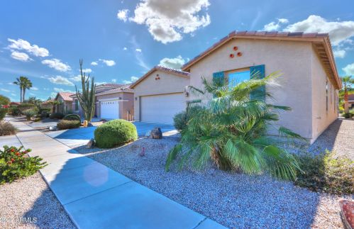 2667 Golden Trl, Casa Grande, AZ 85194-3827
