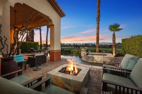 81530 Carboneras, La Quinta CA  92253-8219 exterior