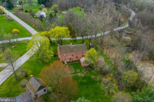 440 Franklin Church Rd, Siddonsburg PA  17019-9766 exterior