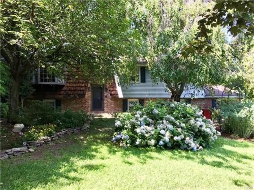 4362 Chestnut Dr, Walnutport, PA 18088-9644